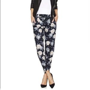 Talula Aritzia floral joggers